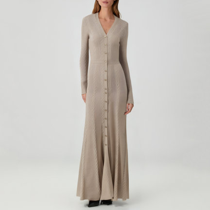 New V-neck single-breasted knit dress