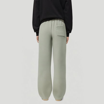 Green straight-leg men's fleece-lined trousers