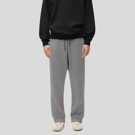 High-quality warm men's fleece-lined trousers