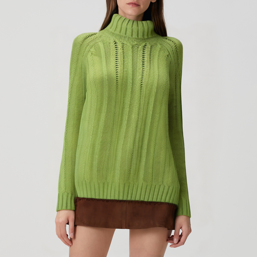 Green thickened women's turtleneck sweater
