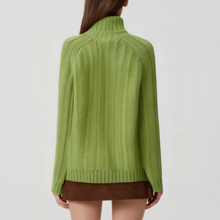 Green thickened women's turtleneck sweater