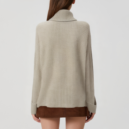 Casual loose-fitting women's turtleneck sweater