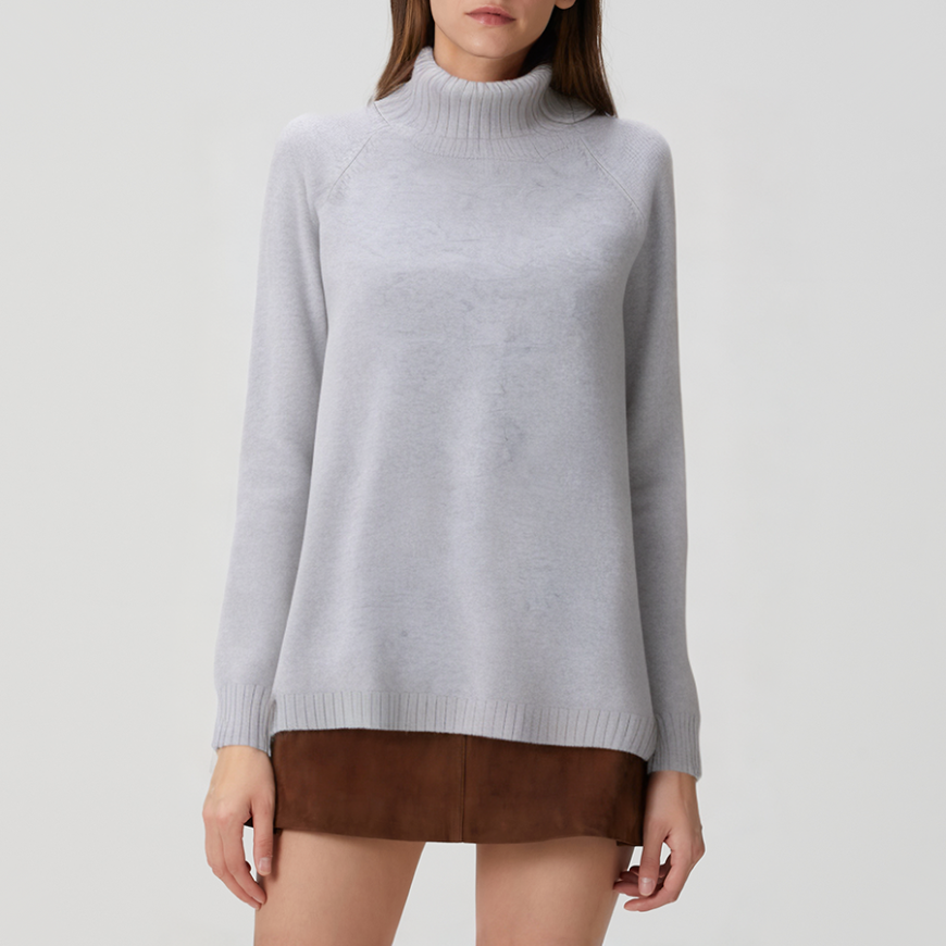 Gray casual loose-fitting women's turtleneck sweater