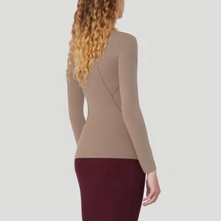 Soft and comfortable women's long-sleeved thermal top