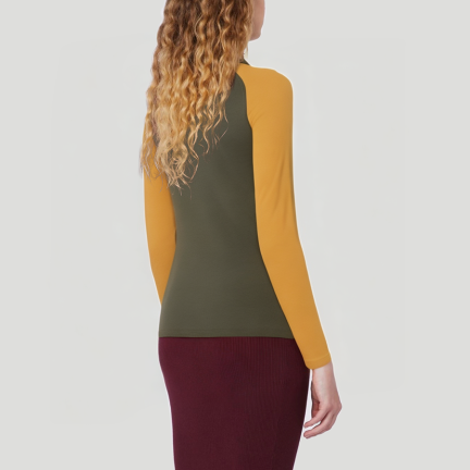 Elastic women's slim fit thermal top