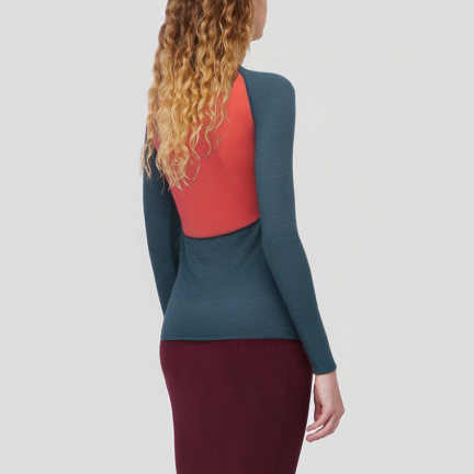Color-blocked women's long-sleeved thermal top
